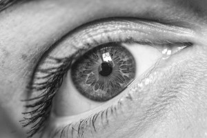 Auge: Sport als effektives Mittel gegen Trockenheit (Foto: pixabay.com, GeriArt)