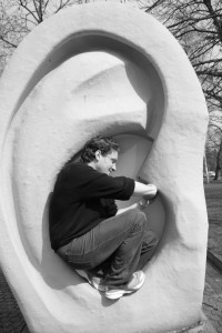 Mann im Ohr: Tinnitus beeinträchtigt das Leben erheblich (Foto: pixabay.com, Dolphingirl112) Mann im Ohr: Tinnitus beeinträchtigt das Leben erheblich (Foto: pixabay.com, Dolphingirl112)