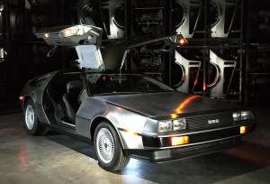 Original-DeLorean: mit Edelstahlkarosserie aus den Jahren 1981 und 1982 (Foto: delorean.com)