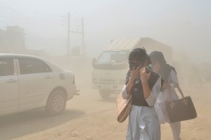 Smog: Schadstoffe in der Luft schädigen das Gehirn (Foto: Maruf Rahman, pixabay.com)
