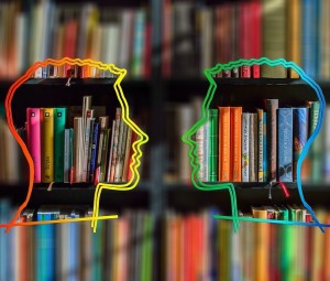 Face-to-Face-Kommunikation: Das verbessert den Lernerfolg (Foto: pixabay.com, geralt)