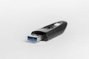 USB-Stick wird nicht erkannt (Foto:  Sara Kurfeß, Unsplash)