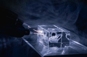 3D-Druck einer biomimetischen Cochlea mit Laser (Foto: J. Moser, MBExC)