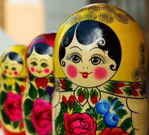 Matrjoschka: Volkswirte sind für Zölle auf Energie aus Russland (Foto: pixabay.com, jackmac34)