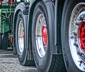 Lkw: Emissionsfreie Antriebe erfreuen sich großer Beliebtheit (Foto: pixabay.com, Tama66)