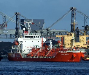 Frachtschiff: braucht andere Treibstoffe für besseres Klima (Foto: pixabay.com, WikiImages)