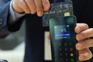 Kreditkarte: für viele Amerikaner teuer geborgtes Geld (Foto: pixabay.com, AhmadArdity)