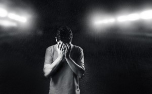 Verzweifelt: Millionen Menschen leiden weltweit an Depressionen (Foto: Daniel Reche, pixabay.com)