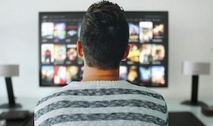 Kein TV-Programm angesagt: Junge streamen lieber (Foto: pixabay.com, mohamed_hassan) Kein TV-Programm angesagt: Junge streamen lieber (Foto: pixabay.com, mohamed_hassan)