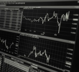 Kurven: DIW-Ökonomen warnen vor Inflation und Rezession (Foto: pixabay.com, 3844328)