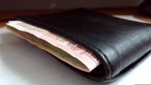 Portemonnaie: In Indien wachsen Löhne und Gehälter (Foto: Kamalakannan PM, pixabay.com)