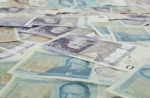 Britisches Pfund: Währung derzeit auf Rekord-Tiefstand (Foto: unsplash.com, Christopher Bill)