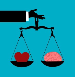 Herz versus Hirn: Unternehmen sollten ethisch handeln (Bild: mohamed_hassan, pixabay.com) Herz versus Hirn: Unternehmen sollten ethisch handeln (Bild: mohamed_hassan, pixabay.com)