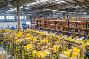 Amazon-Lager: Viele Mitarbeiter kündigen wieder (Foto: unsplash.com, Adrian Sulyok)
