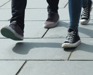 Gehen: Wissenschaftler empfehlen dies vor allem Büroangestellten (Foto: pixabay.com, fotshot) Gehen: Wissenschaftler empfehlen dies vor allem Büroangestellten (Foto: pixabay.com, fotshot)