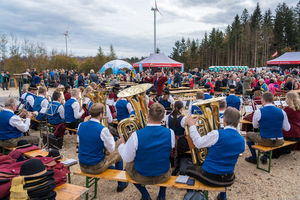 Mehr als 1.500 Besucher*innen stürmten das Windfest (Foto: Abimago.Pictures)