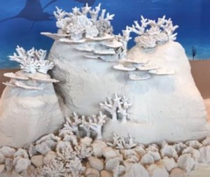 Im Meer stationiertes Innovareef: Innovation siedelt Korallen wieder an (Foto: chula.ac.th/en)