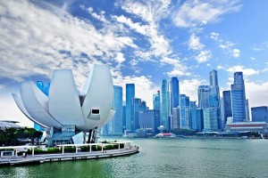 Skyline von Singapur: Unternehmen machen Geheimnis um Gehälter (Foto: Acenarinc, pixabay.com)