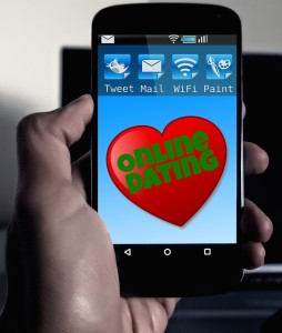 Online-Dating-App: Sexualstraftäter bevorzugen diese (Bild: Gerald Altmann, pixabay.com)