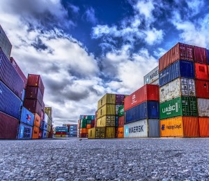 Container: Deutsche Exporteure sind wieder zuversichtlicher (Foto: pixabay.com, distelAPPArath)