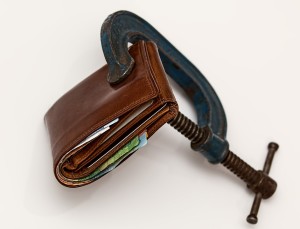 Geldbörse unter Druck: Inflation frisst Gehaltsplus auf (Foto: stevepb, pixabay.com)
