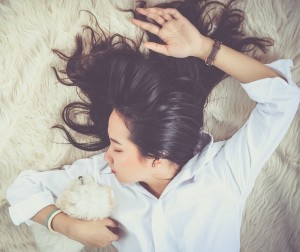 Total erledigt: Soziale Isolation setzt den Körper auf Sparmodus (Foto: pixabay.com, cuncon) Total erledigt: Soziale Isolation setzt den Körper auf Sparmodus (Foto: pixabay.com, cuncon)