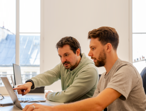 Bei der Arbeit: Freie Unternehmensberater sind im Kommen (Foto: malt.de))