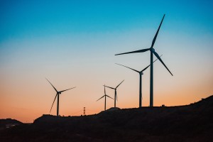 Windkraft: trägt zur volkswirtschaftlichen Erholung bei (Foto: unsplash.com, CC0 Public Domain)