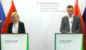 Klimaschutzministerin Leonore Gewessler bei der Pressekonferenz (Foto: IGW)