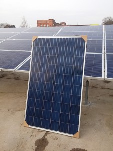 Solaranlage: Deutsche Maschinenbauer sehen Nachfrage-Boom aus Asien (Foto: pixabay.com, fabersam)