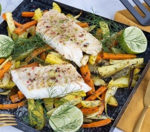 Fisch und Gemüse: Eine spezielle Diät mindert das Risiko einer Fehlgeburt (Foto: eat.de)