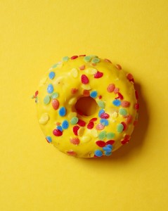 Donut: Viel Fett und Zucker für zwischendurch ist fatal (Foto: pixabay.com, NoName_13)