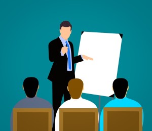 Ausbildung: Immer weniger Unternehmen schulen Azubis (Bild: Mohamed_hassan, pixabay.com)