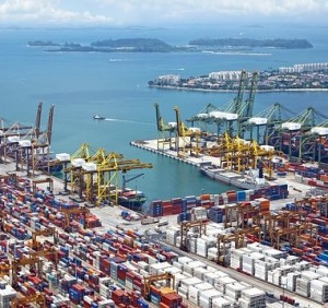 Hafen: Interesse von Ausländern oft nicht gerne gesehen (Foto: Jason Goh, pixabay.com)