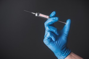 Impfung per Spritze: Pflaster gleich wirksam und einfacher handzuhaben (Foto: pixabay.com, Ghinzo)