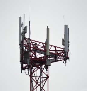 Mobilfunkmast: Bundesnetzagentur verlängert Nutzungsrechte (Foto: pixabay.com, padrinan)