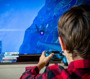 Gamer: KI hilft jetzt beim Design von Videospielen (Foto: Victoria, pixabay.com)