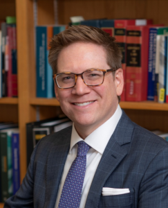 Rechtsexperte Gregory H. Shill klagt über Alleinherrschaft in Aktiengesellschaften (Foto: uiowa.edu)