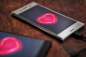 Digitale Liebe: Grenzen in Beziehungen sind wichtig (Foto: pixabay.com, amrothman)