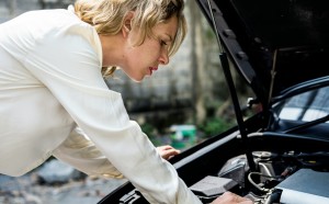 Motorprobleme erkennen und vermeiden (Foto: Curated Lifestyle/Unsplash)