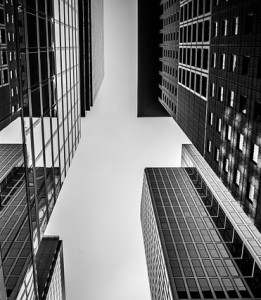 Hochhäuser: IPO verändert das Verhältnis zu Banken (Foto: Leonhard Niederwimmer, pixabay.com)