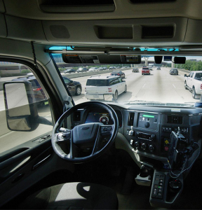Ein mit dem neuen Aurora-System fahrender Truck auf dem Weg nach Houston (Foto: aurora.tech)