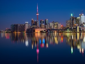 Skyline von Toronto: Kanadas Firmen leiden unter US-Handelspolitik (Foto: pixabay.com, jameswheeler)