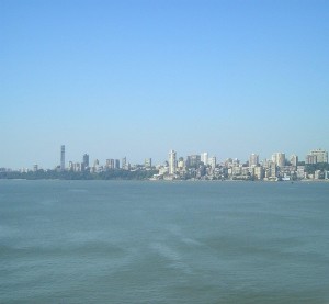 Skyline von Mumbai: Indiens Wirtschaft denkt um wegen des Zollkriegs (Foto: pixabay.com, Simon)
