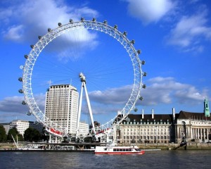 London Eye: Großbritanniens Firmen sehen jetzt positiver in die Zukunft (Foto: pixabay.com, Witizia)