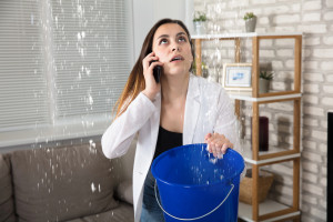 Durch Wasserschaden betroffene Hardware kann DATA REVERSE® in wenigen Tagen wiederherstellen