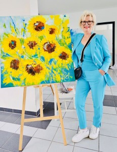Margot Holzapfel Gemälde: Sonnenblumen 100 x 100 cm (Foto: www.mikizzaner.at)