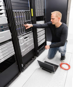 Server-Datenrettungen im Unternehmensumfeld in sicheren Händen (Foto: RecoveryLab)