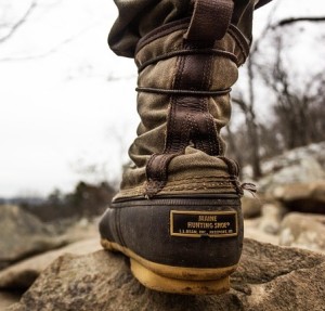 Wanderschuh: kann nun zum Generator werden (Foto: Caleb Buse, pixabay.com)