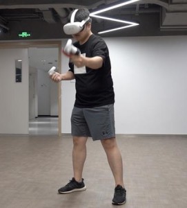 Jugendlicher beim VR-Training verschiedener Sportarten (Foto: Yueqiong Ni, uni-jena.de)